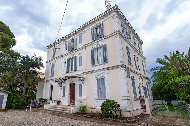 Grand Duplex Les Violettes Plage à Cannes